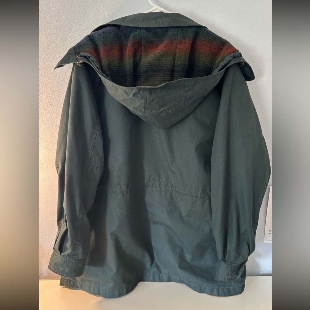 Adjustable parka - Picture 6 of 7